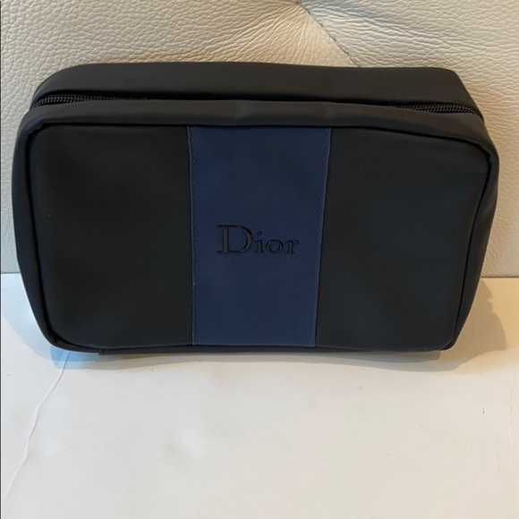 Christian Dior Makeup Case - Picture 4 of 16